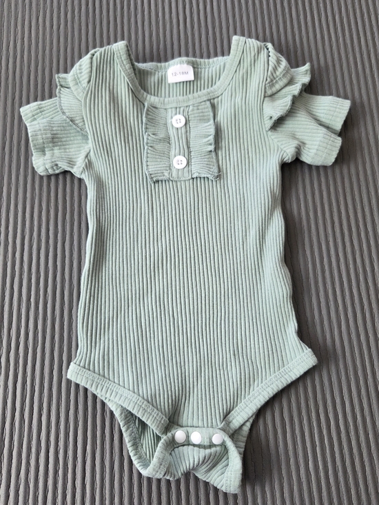 no brand Other - Baby Ribbed One-Piece in Sage Green Ruffles Snap